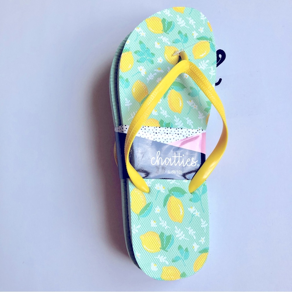 3/$15 LEMONS Flip Flops Sandals Yellow Large Size 9 / 10 Women’s NEW